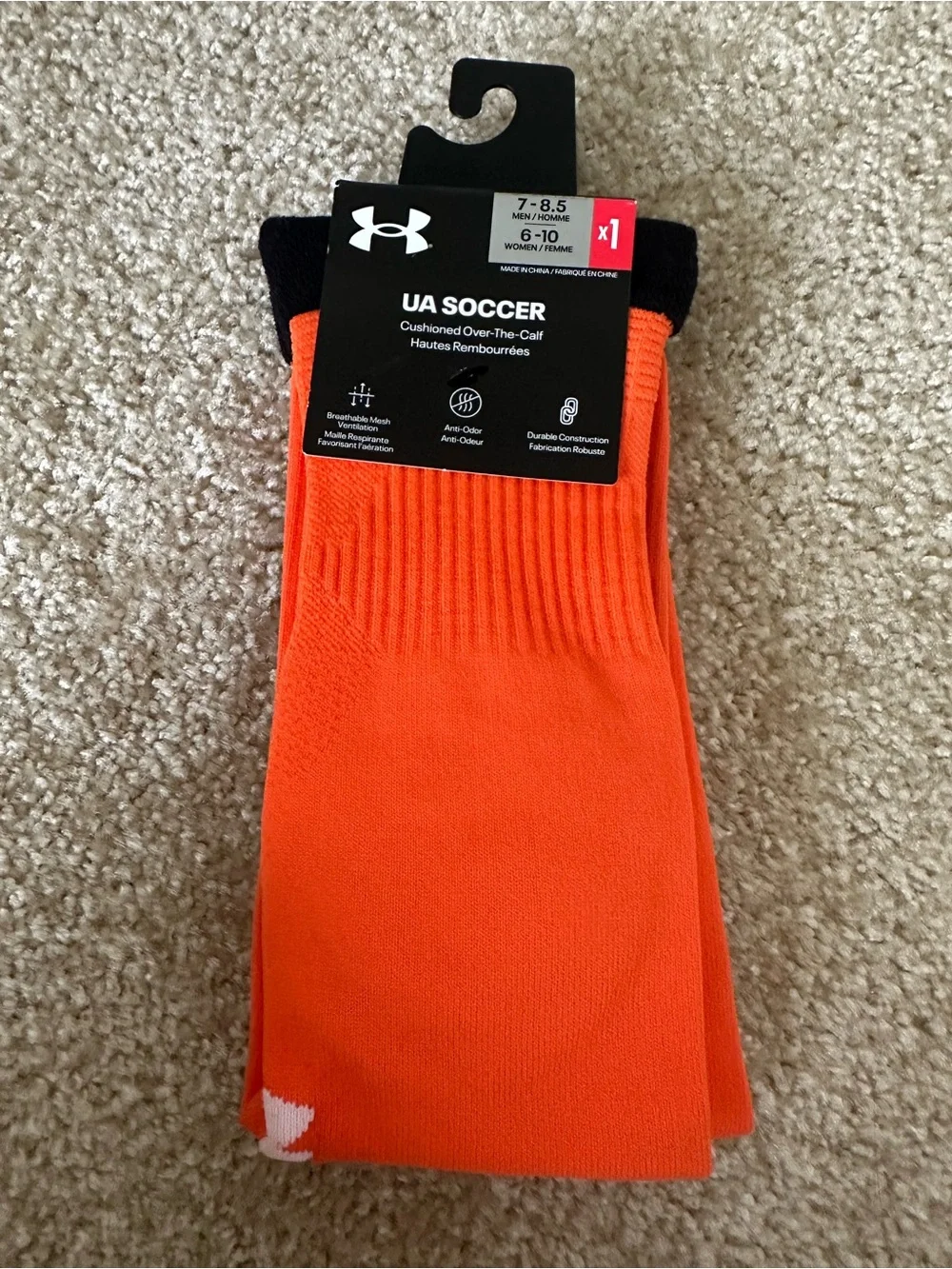 NWT Under Armour Cushioned Over the Calf Socks Soccer